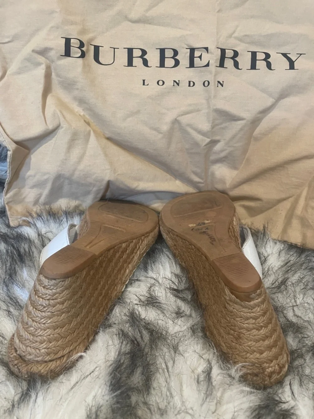 Burberry White Leather Thong Espadrille Sandals Classic Check Insole Sz 41 BS1 - Picture 6 of 7